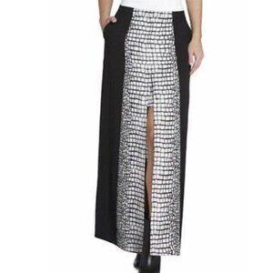 BCBGMaxazria maxi skirt over short short skirt with pockets size Medium 10-12